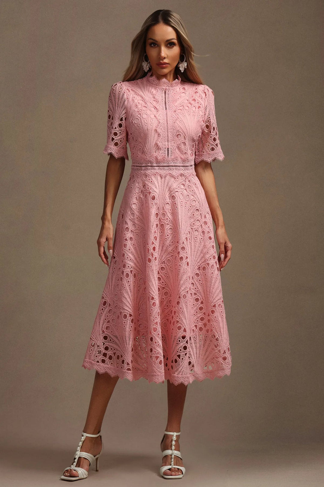 Vorelle Casual Flower Embroidery Short Sleeve Dress