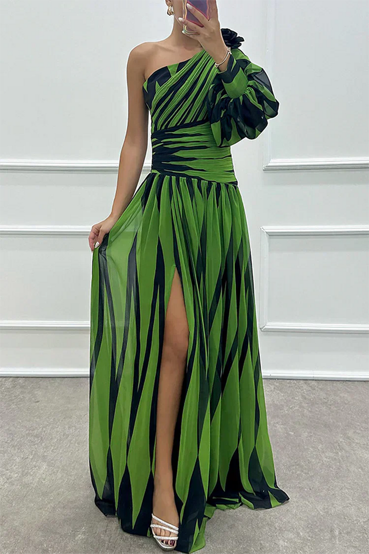 Shiloh - Elegant long striped dress with one shoulder