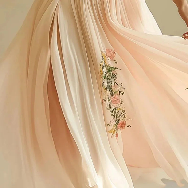 Amelia | Elegant party dresses with V-neckline and high waist