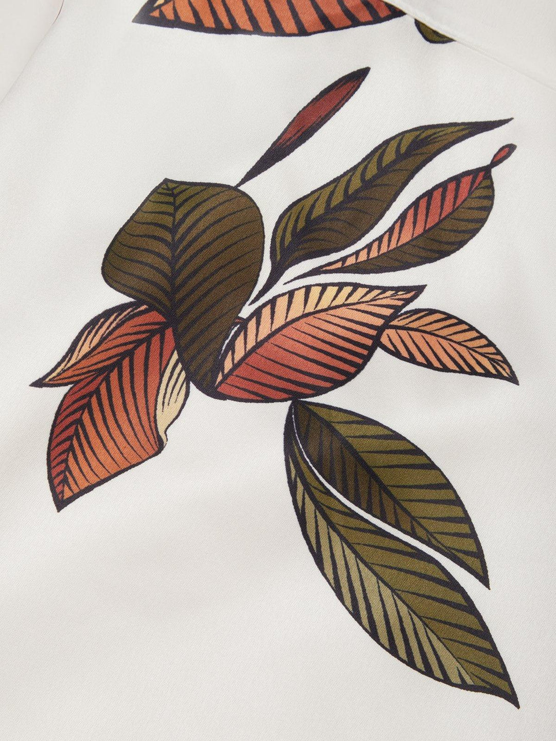 Midi bodycon dress in satin with short sleeves and white leaf pattern